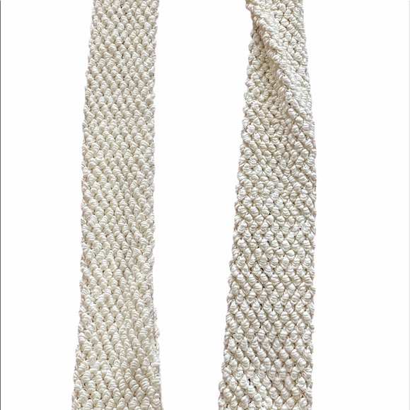 Cream color cozy knit scarf - Picture 3 of 8